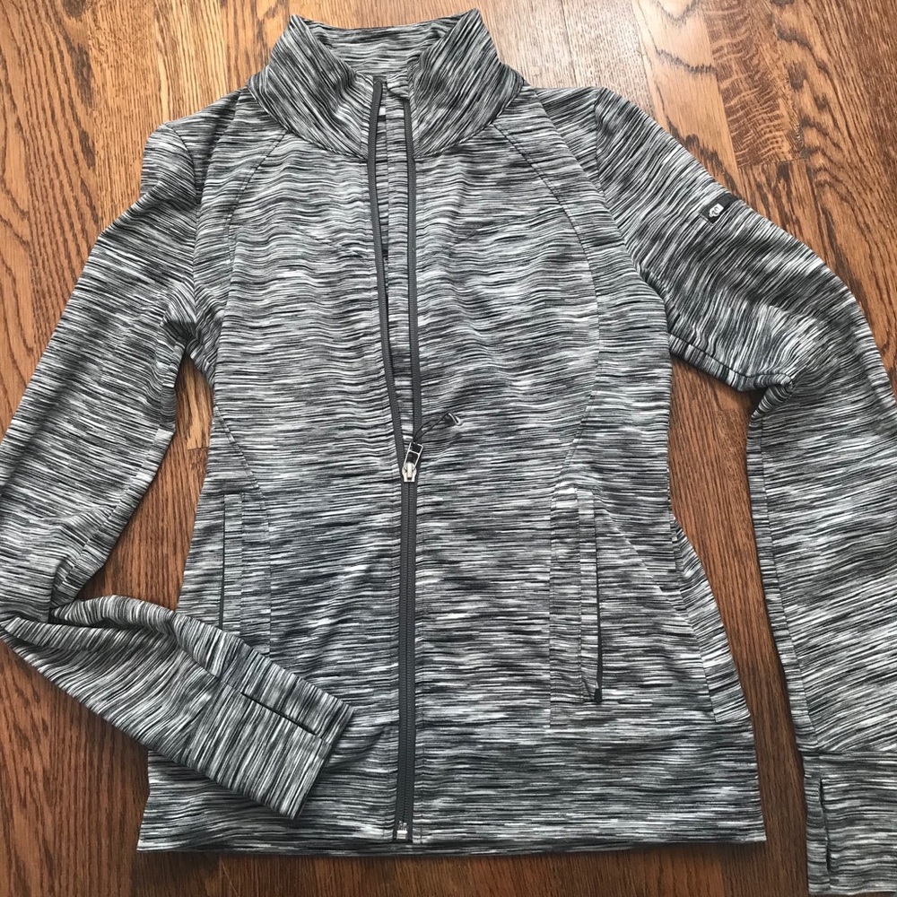 Alo Yoga Zip-up jacket